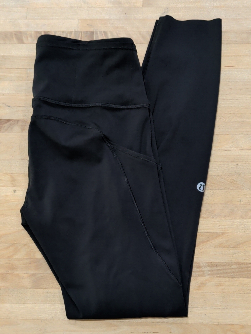 lululemon athletica Black  Leggings with Side Pockets Size 4